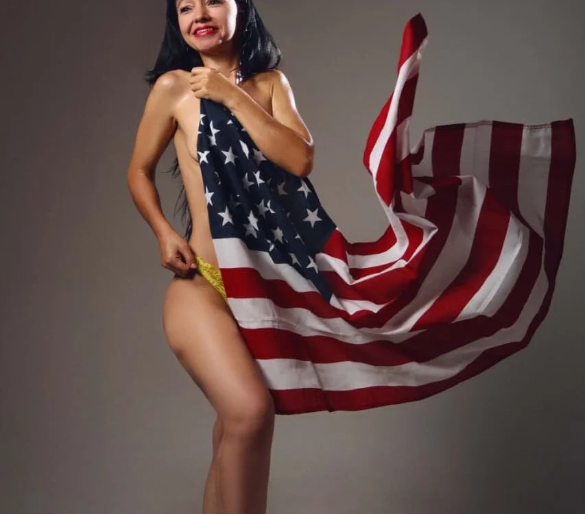 Naughtymilfx___