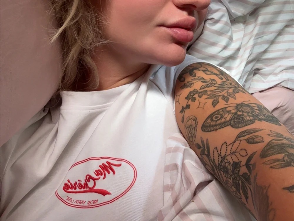 NellWhiteUkx