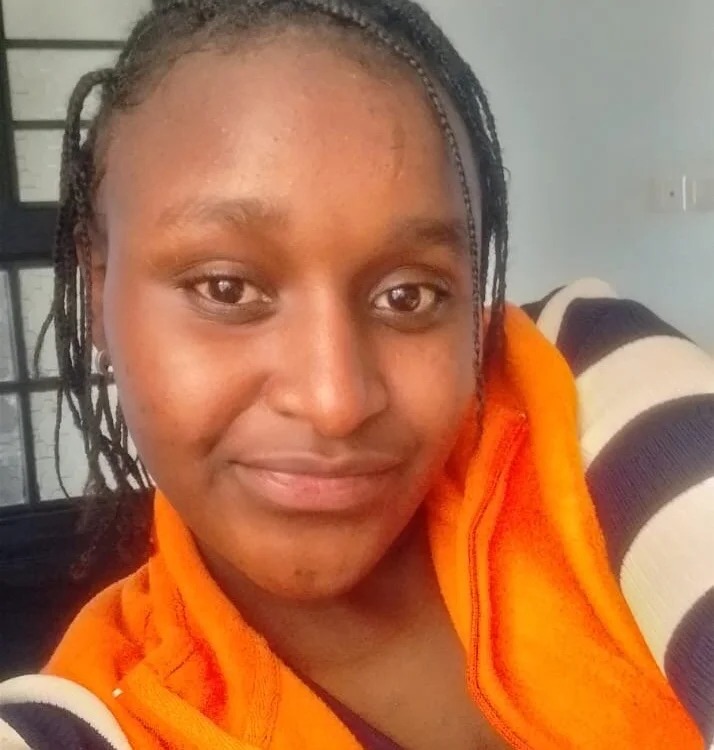 Nelly_ebony