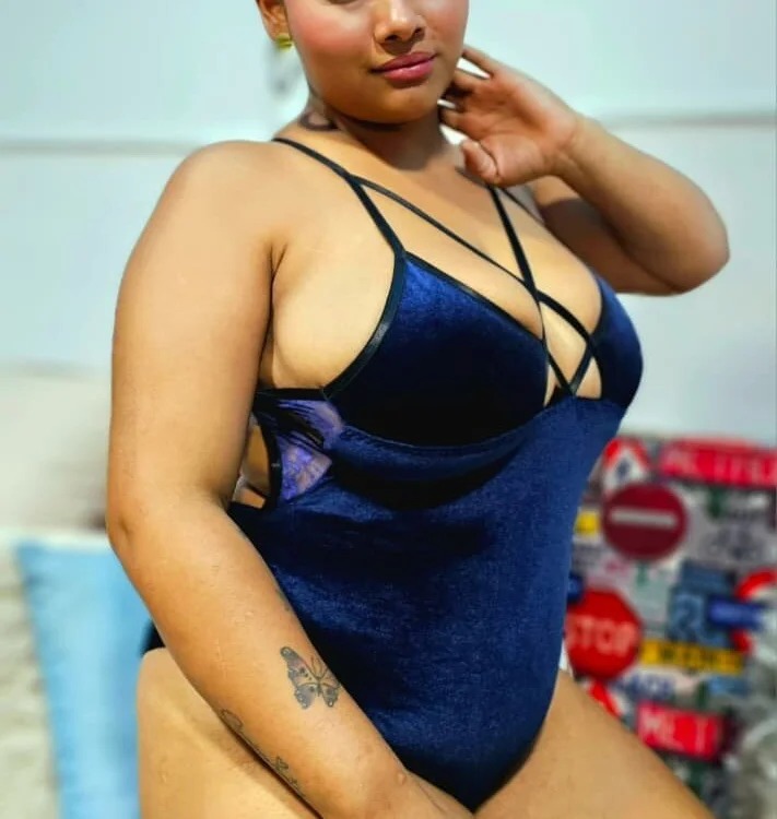 Nicky_boobs69