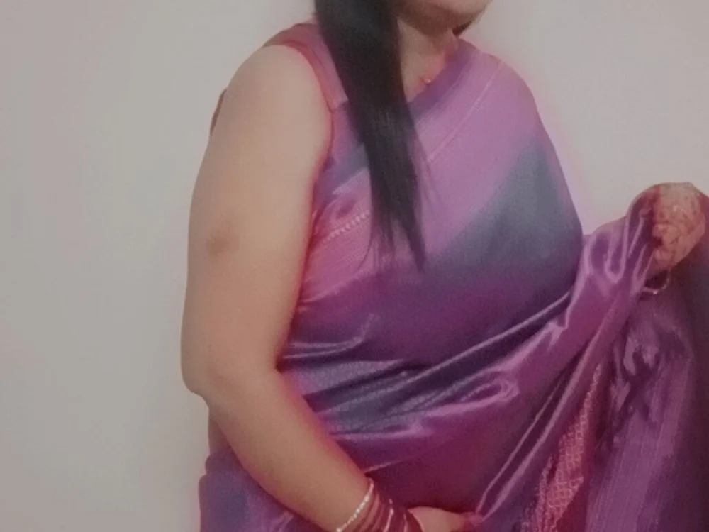 Nikki_Bhabhi