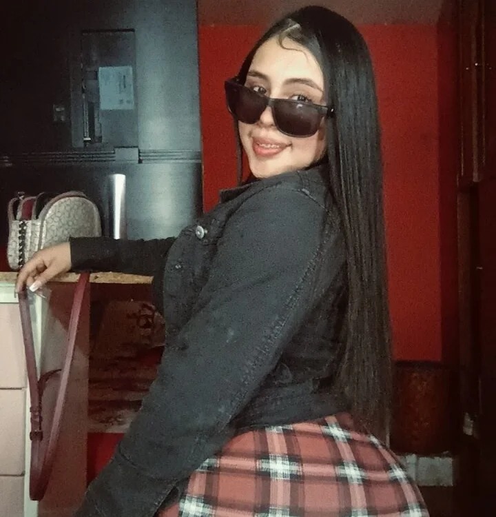 Nikol_Love_