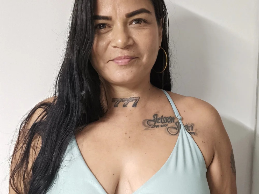 OiliviaSinclair