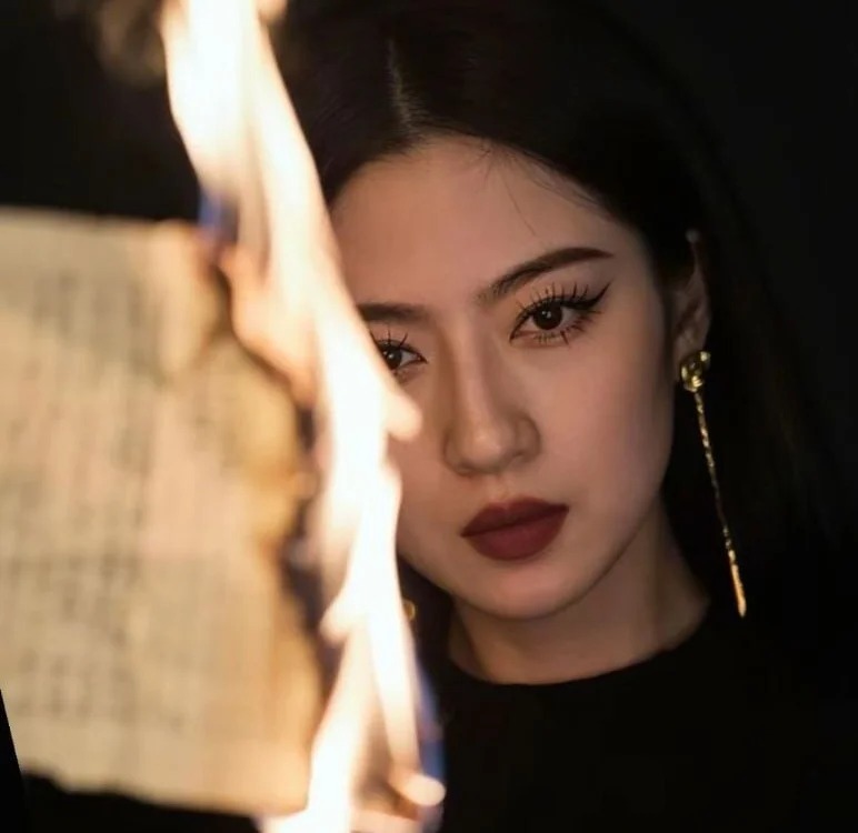 Olivia_CC520