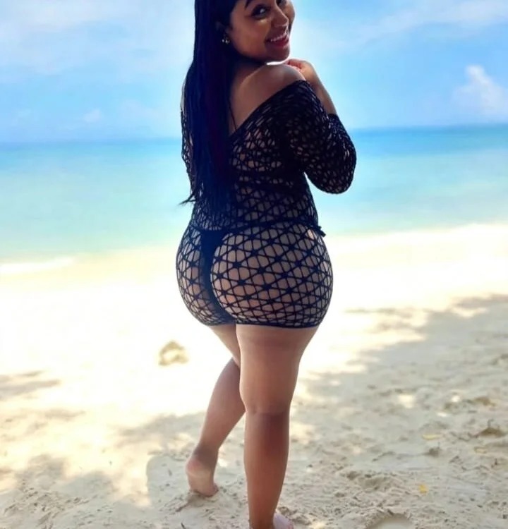 Perla_Steele