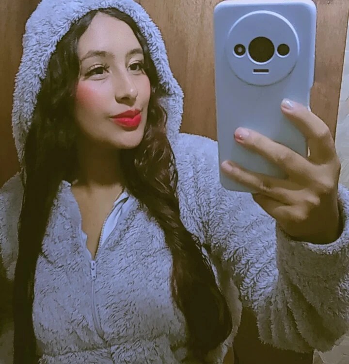 Priya_Bloom