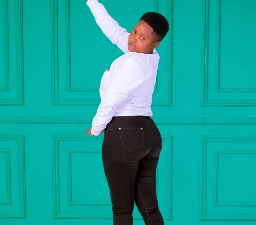 Raelicious1