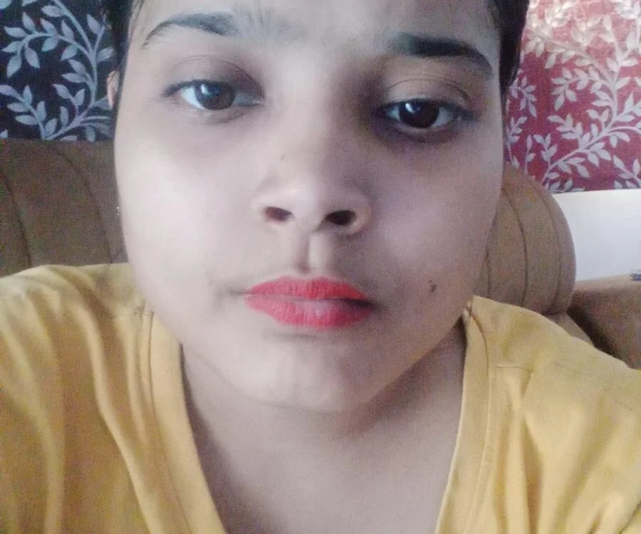 Rani_Sarvice_girll