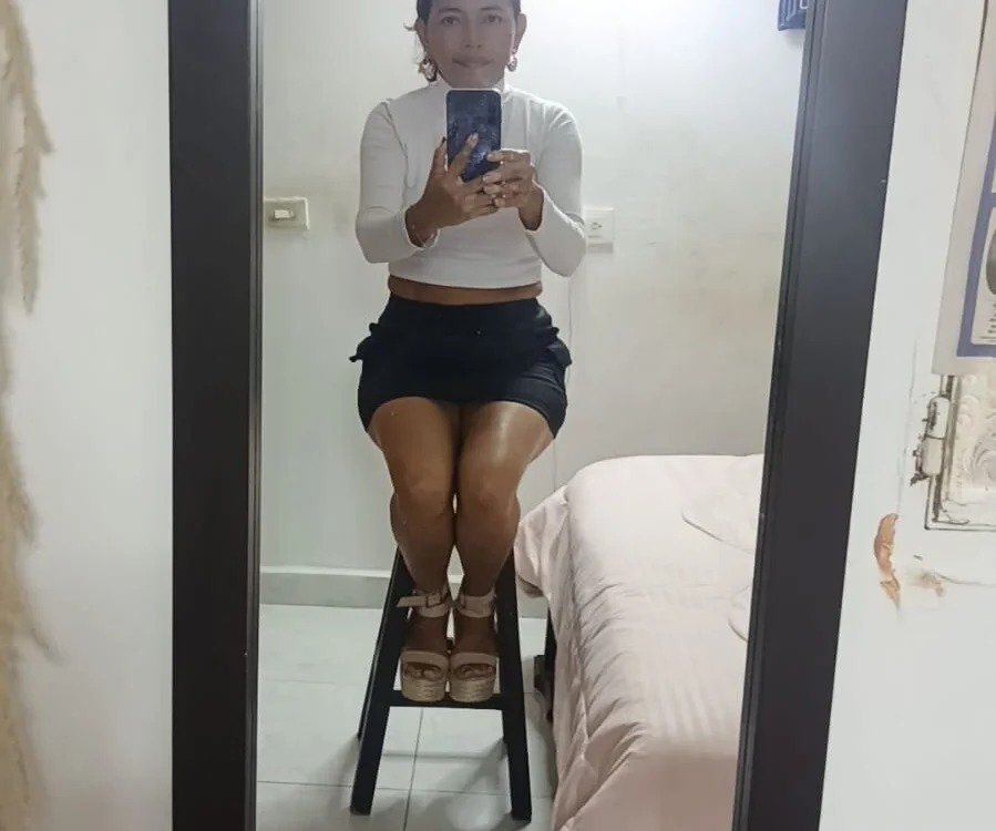 Reina__Queen