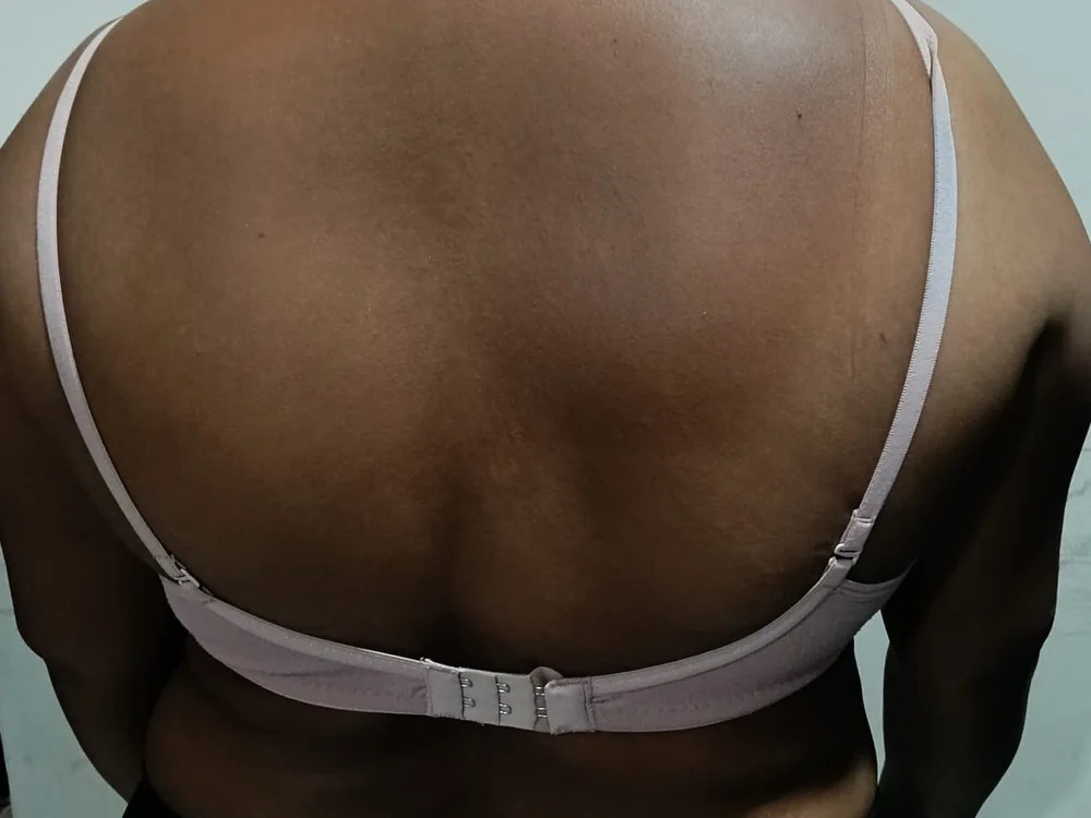 Roja_sexy