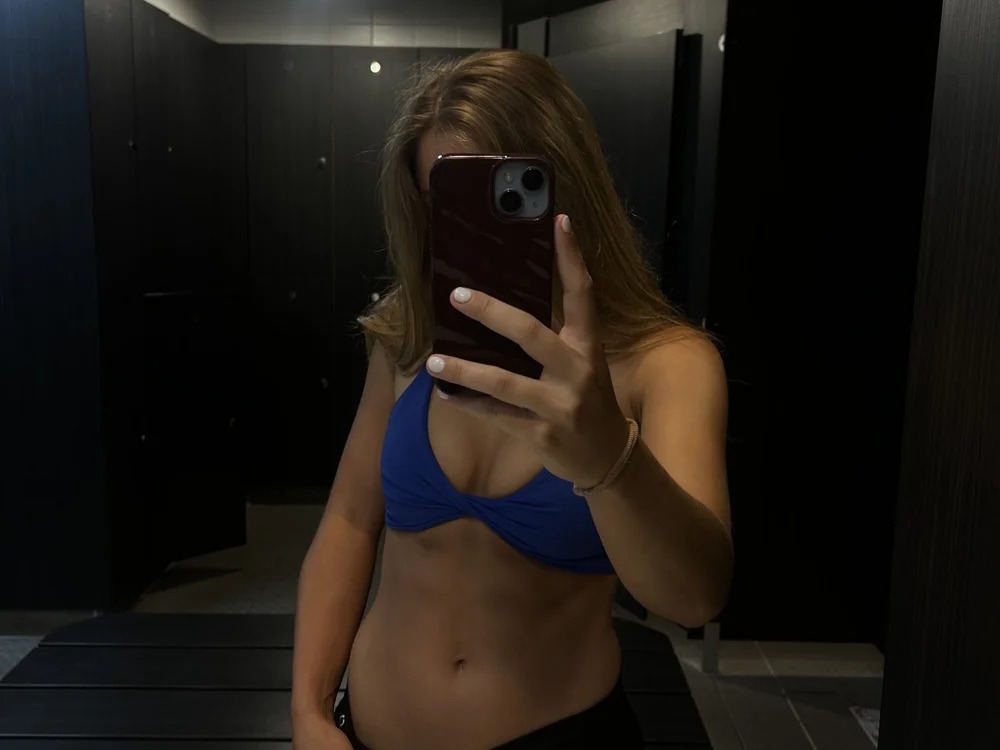 RosieJonesx