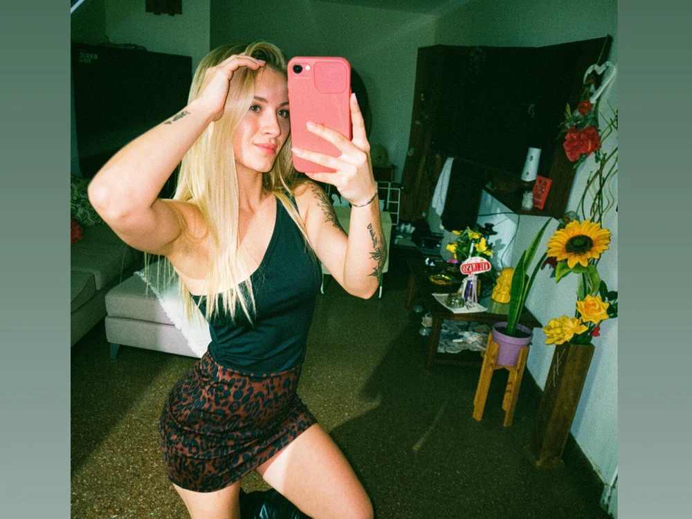 Rubia-delicada