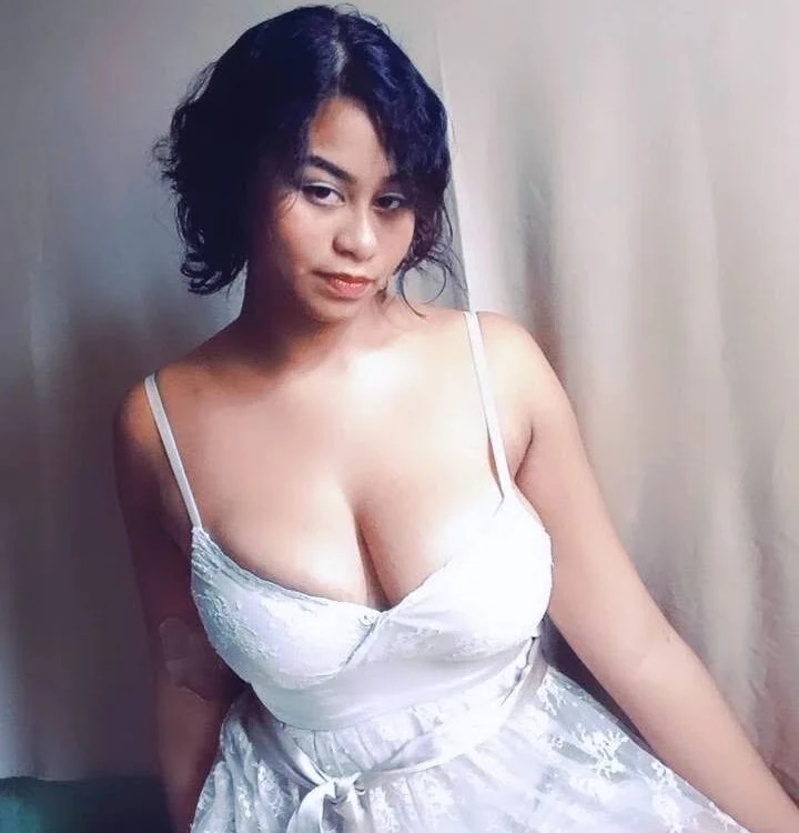 Sara_Phone