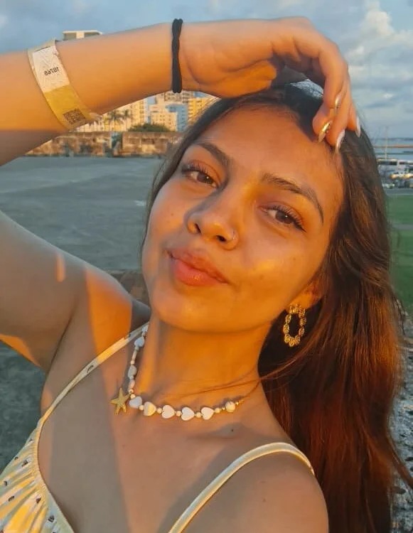 Sara__Velvet