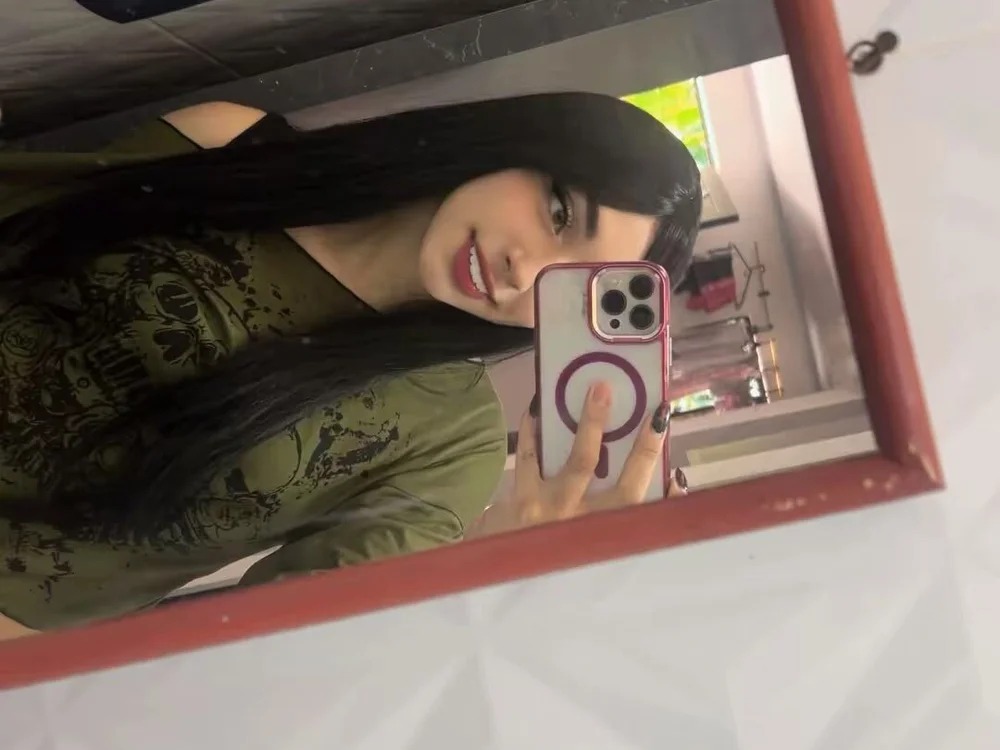 Sara_smithh_