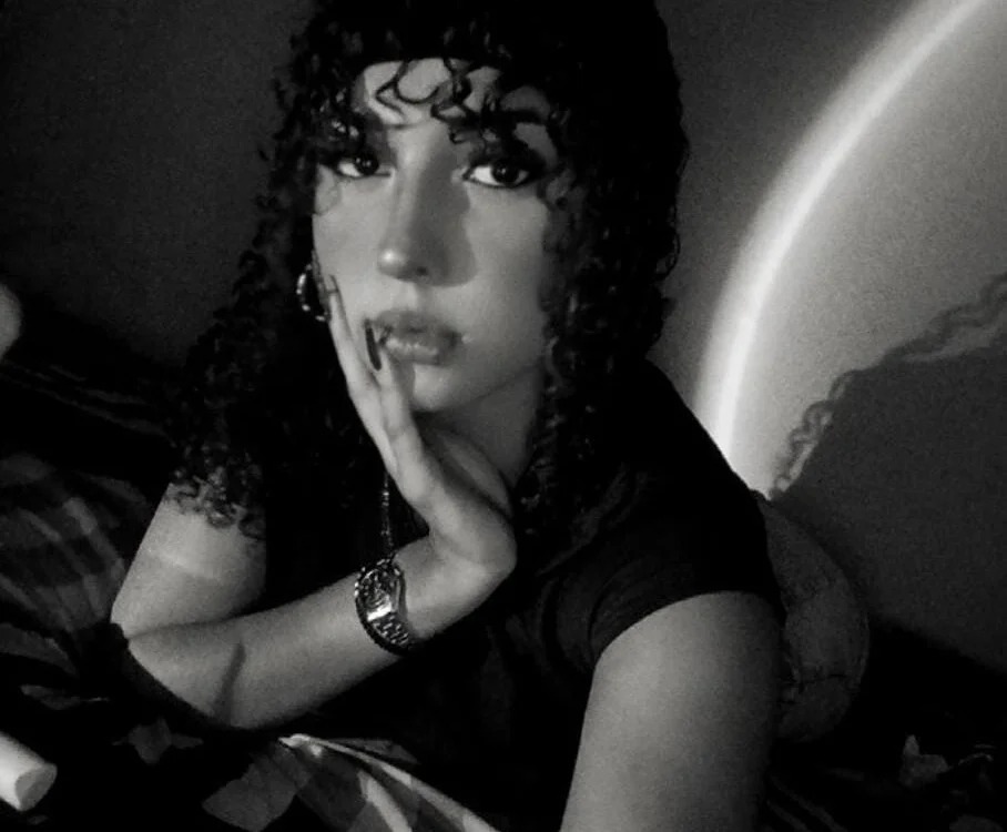 Scarlet_Rose11