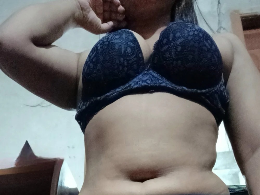 Sexy-priya6