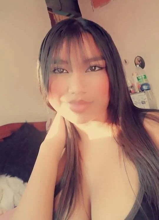 SexyCurvySara