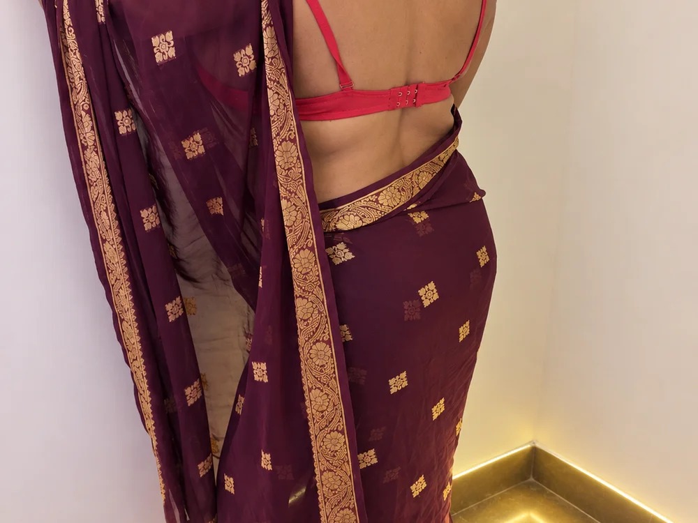 Sexy_Kanika_
