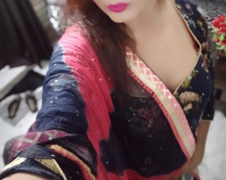 Sexy_Mahekk