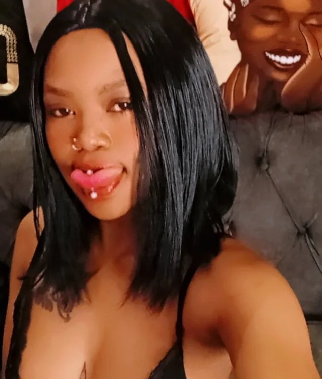 Sexyie_nzula