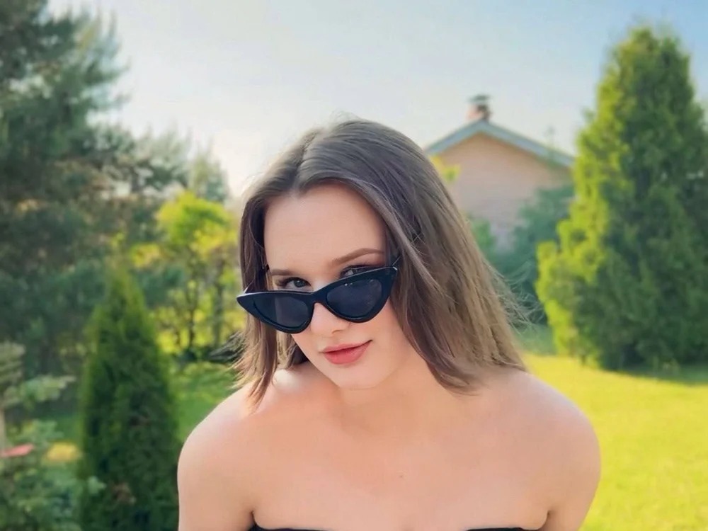 Shiny_Nevena