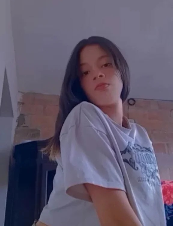 Sophia_loving