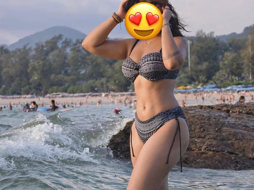 Strip_moonn