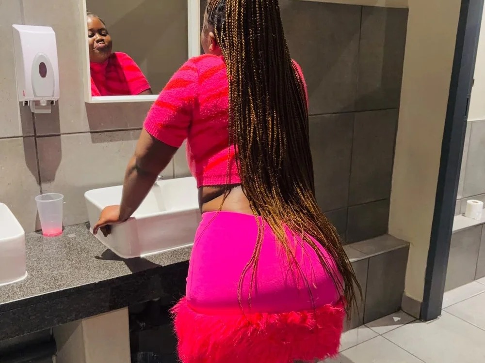 ThickBlackPussy24