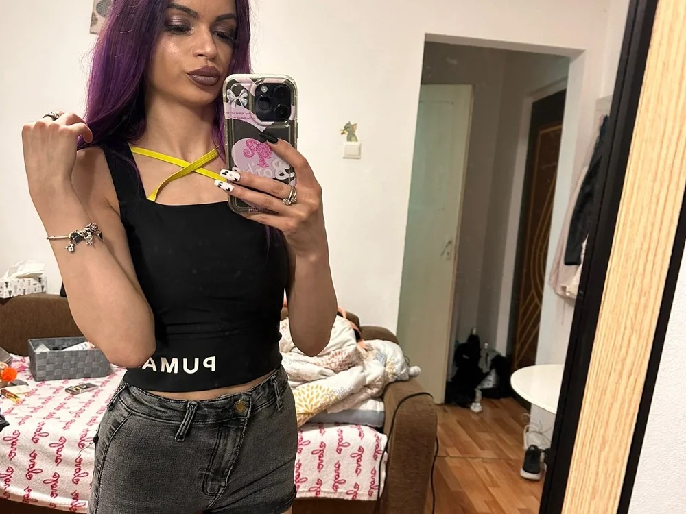 Tiny_Tease