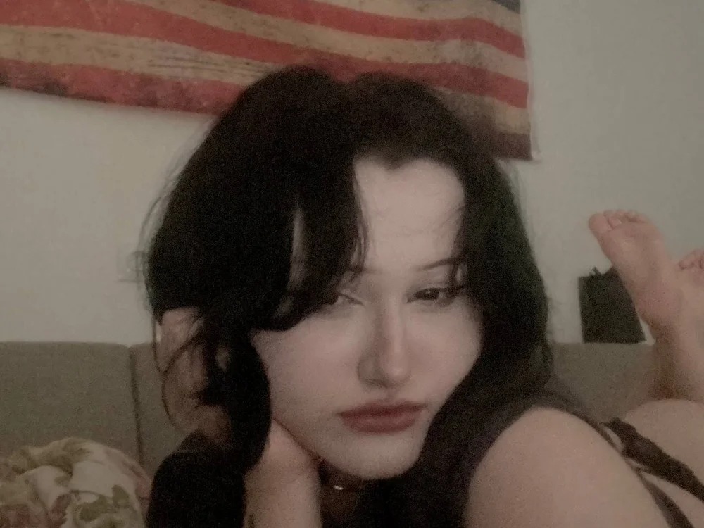 TitsQueenn