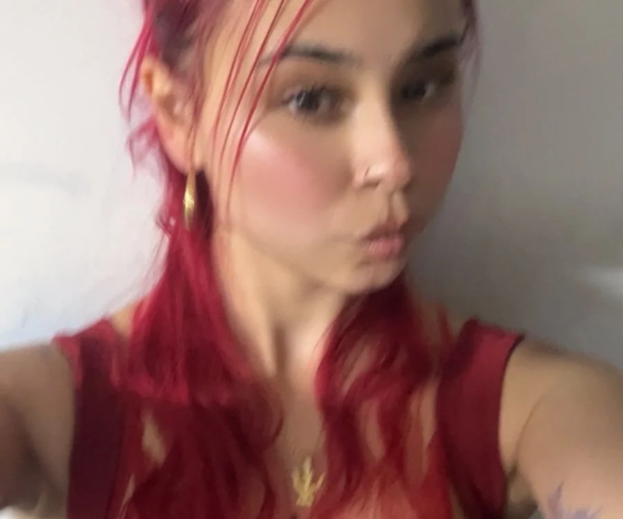 Velveet1