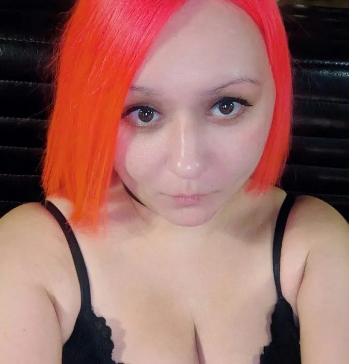 Velvet_Rosse