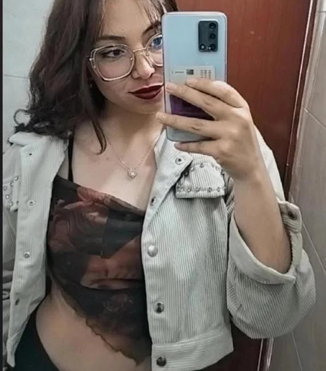 VeronicaJonesss_