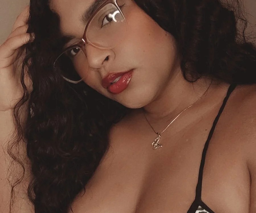 Vickyy30_
