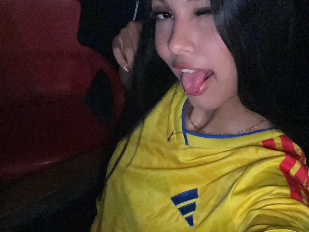 Victoria_love_hard