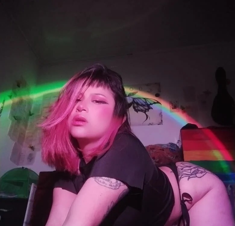 Viiolet_24_