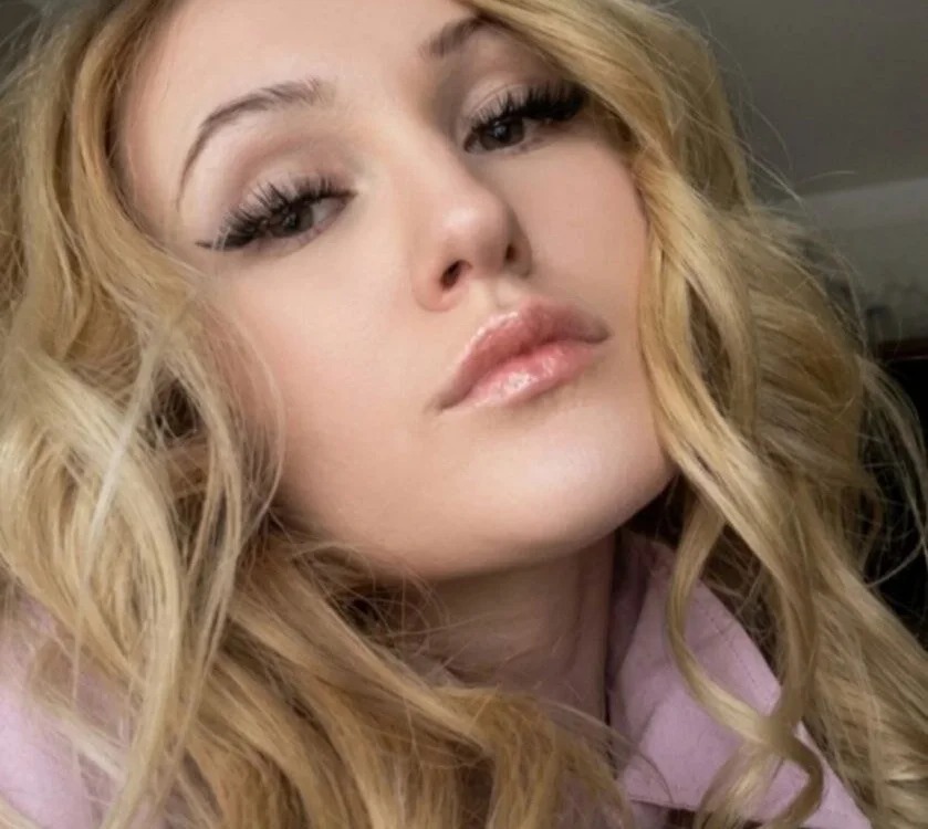 VivianBlond