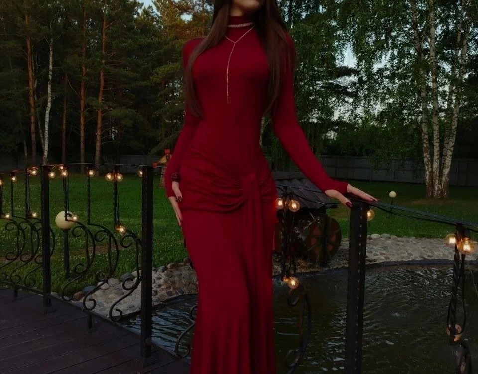Vivienne_thea