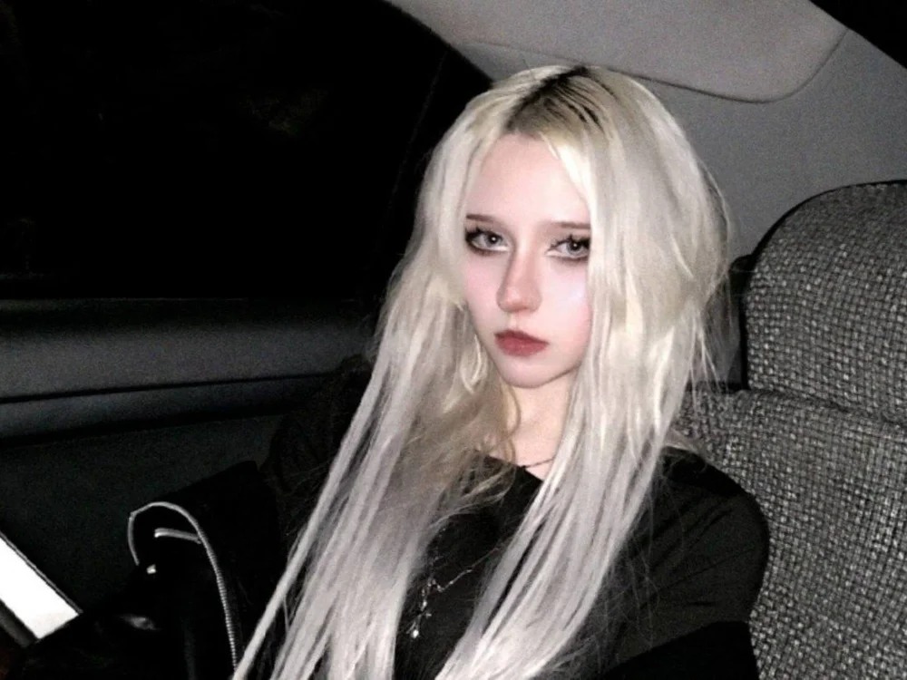White__SunnyLove