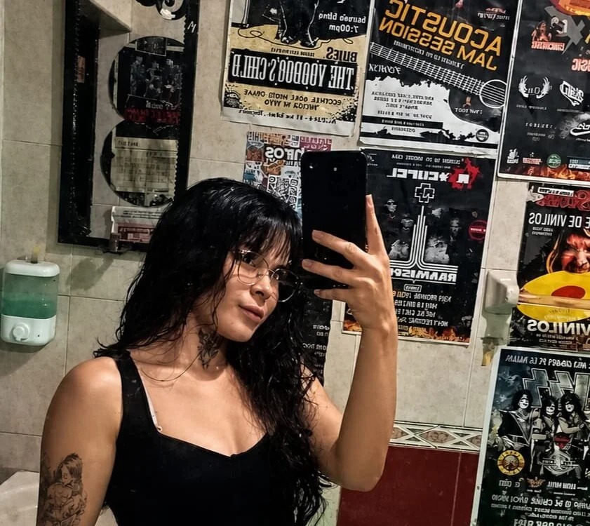 _chloe_hills