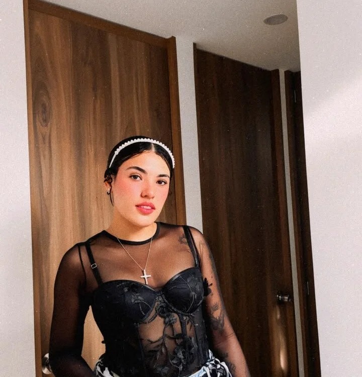 _lili_rose_