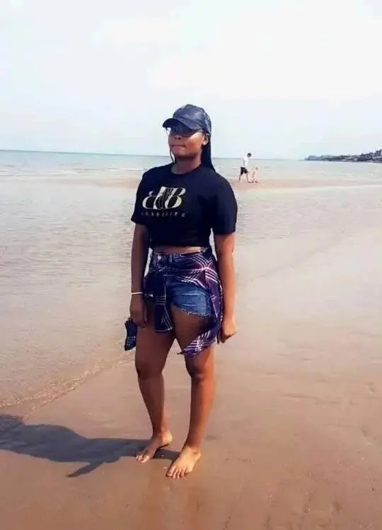 africancurvyxx3