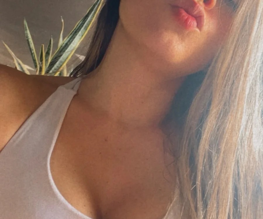 alexaa_Stone