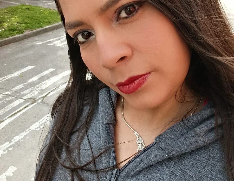 alma_alvaress