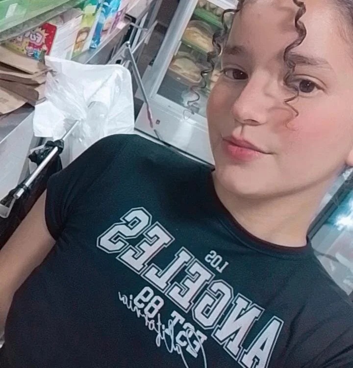 anabel_cross
