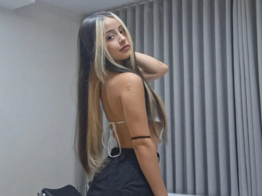 auroraa_velvet
