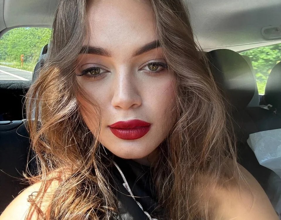 beautifulMira