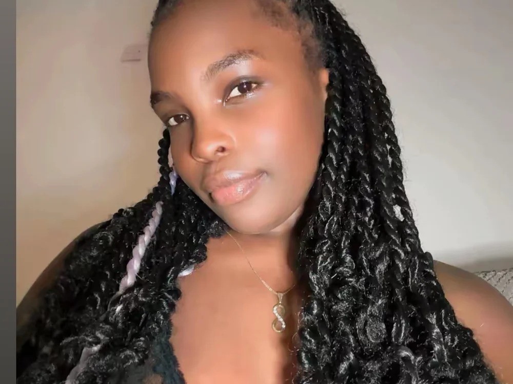 beauty_in_black