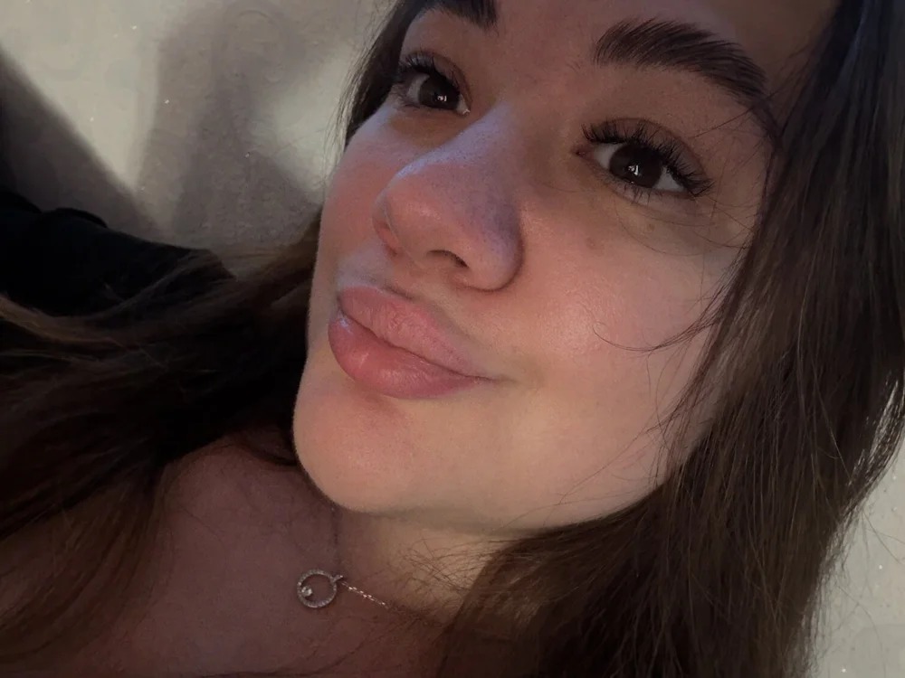 bigass_kiss